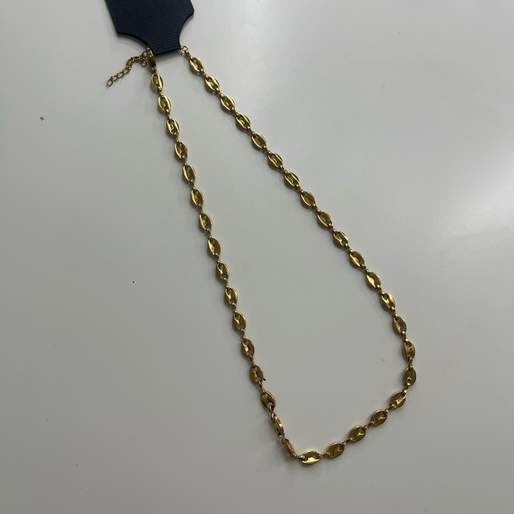 Elegant Gold Chain Necklace
